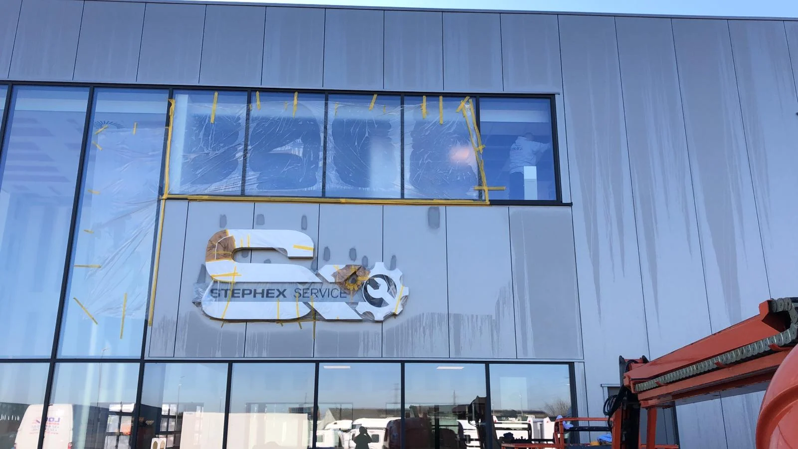 72a32c24-80e8-4430-8a98-54adc7e6bfab-0239c712